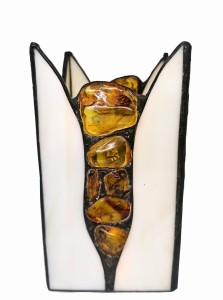 Świecznik witrażowy zdobiony bursztynem lampion na małą świeczkę typu tealight