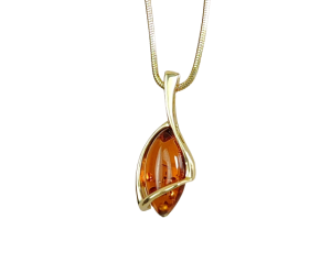 Złoty wisiorek próba 585  z naturalnym bursztynem bałtyckim