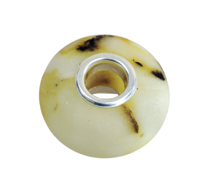 Charms koralik  z naturalnego bursztynu bałtyckiego matowo biały